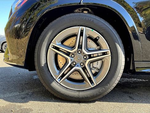 New 2025 Mercedes-Benz GLE 53 AMG 4MATIC image 12