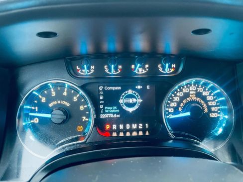 Used 2014 Ford F150 XLT image 13