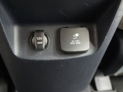 Used 2022 Hyundai Palisade Limited w/ Winter Package FWD image 28