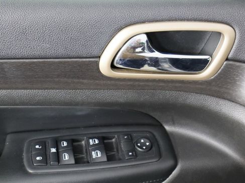 Used 2017 Jeep Grand Cherokee Laredo w/ Quick Order Package 23E image 22