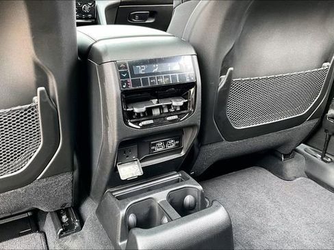 New 2025 Jeep Grand Cherokee L Limited image 22