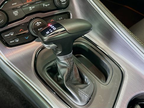 Used 2016 Dodge Challenger R/T Scat Pack RWD image 23