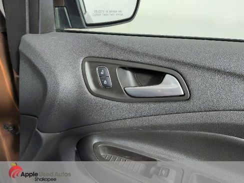 Used 2017 Ford Escape SE AWD/4WD image 39
