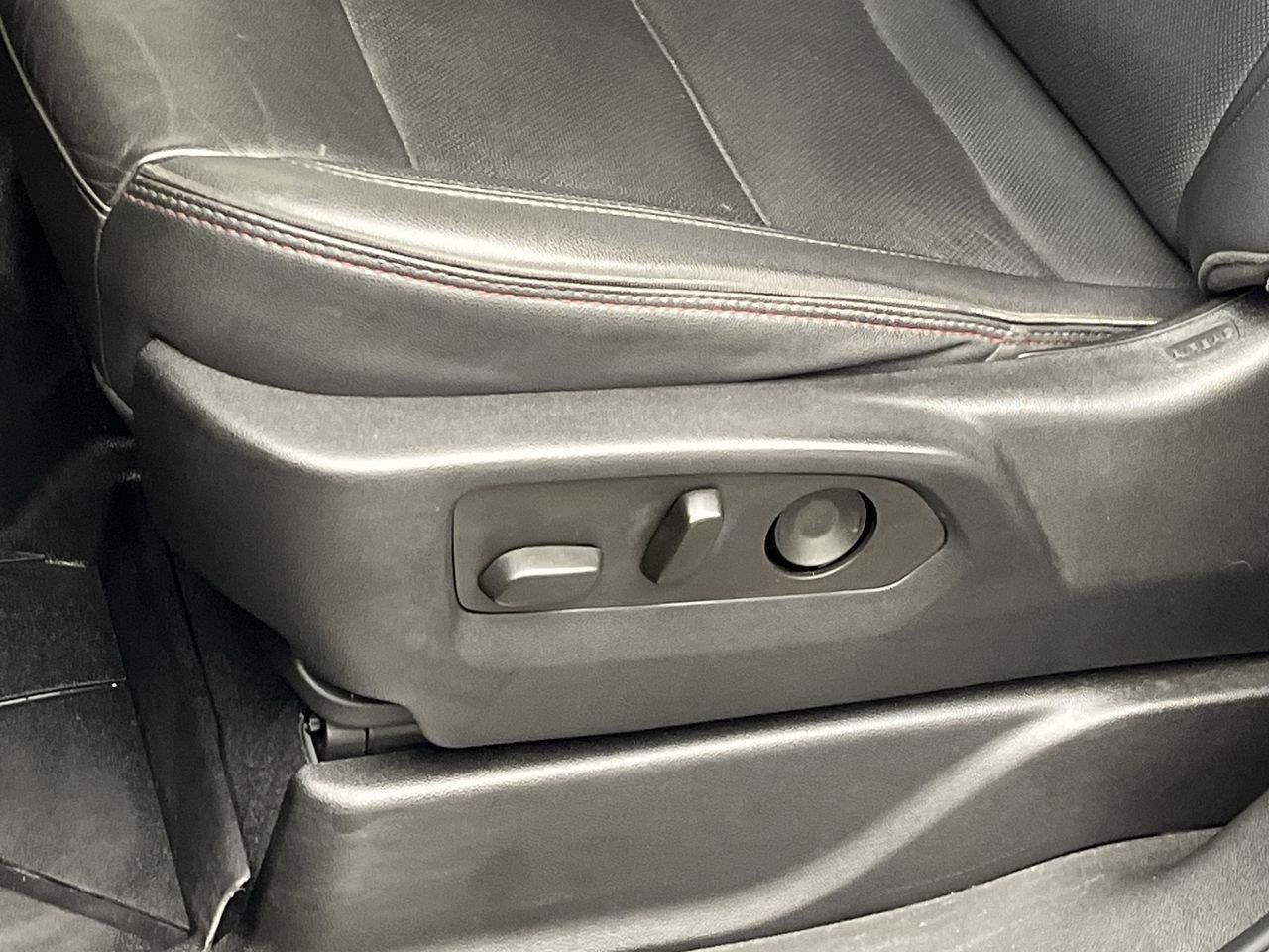 Used 2022 Chevrolet Tahoe RST w/ Luxury Package AWD/4WD image 10