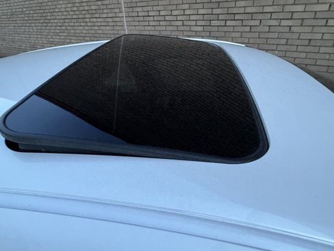 Used 2017 Lexus ES 350 image 9