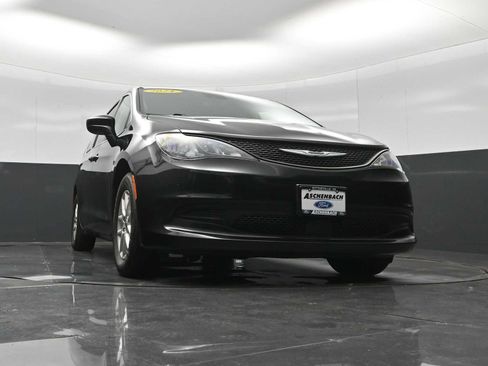 Used 2024 Chrysler Voyager LX FWD image 44