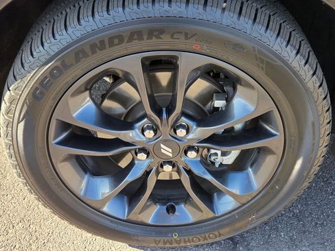 Used 2024 Dodge Durango SXT w/ SXT Blacktop Group RWD image 12