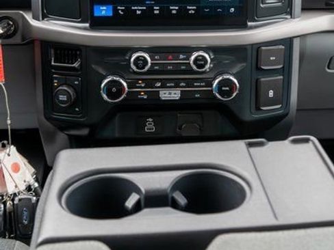 Used 2025 Ford F150 XLT w/ Equipment Group 301A Standard image 14