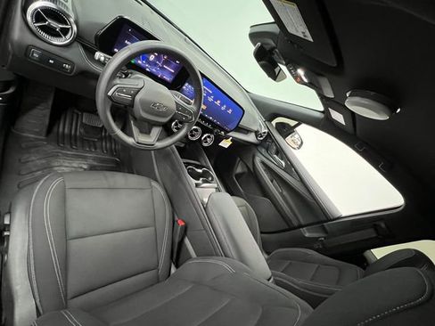 Used 2024 Chevrolet Blazer EV AWD Police image 16