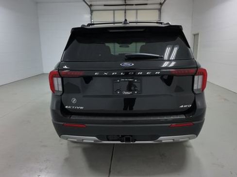 Used 2026 Ford Explorer Active w/ Active Comfort Package AWD/4WD image 9