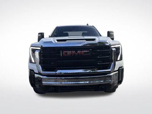 Used 2024 GMC Sierra 2500 Pro AWD/4WD image 2