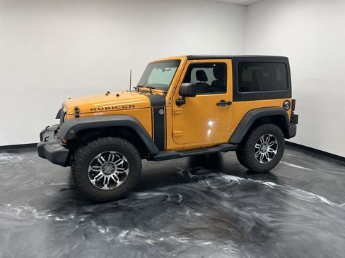 Used 2012 Jeep Wrangler Rubicon w/ Dual Top Group image 19