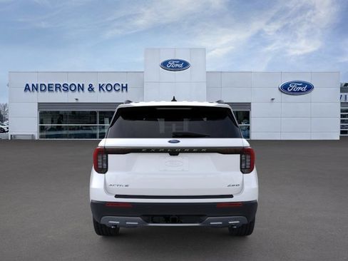 Used 2026 Ford Explorer Active w/ Active Comfort Package AWD/4WD image 4