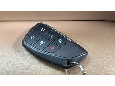 Used 2023 Chevrolet Tahoe Premier AWD/4WD image 21