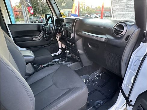 Used 2017 Jeep Wrangler Sport w/ Quick Order Package 24S image 22