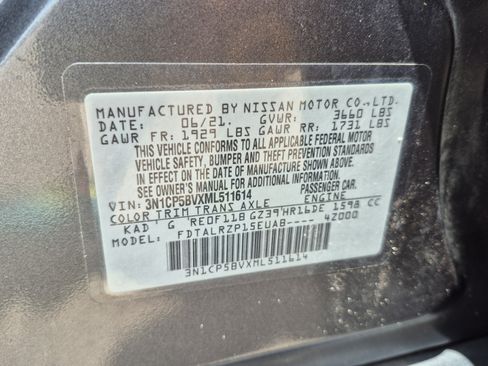 Used 2021 Nissan Kicks S FWD image 32