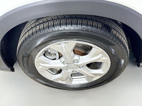 Certified 2025 Honda HR-V LX image 28