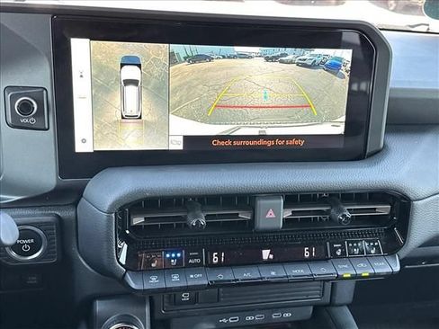Used 2025 Toyota Land Cruiser AWD/4WD image 31