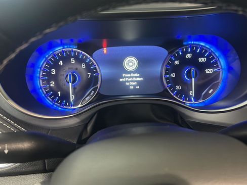 New 2026 Chrysler Pacifica Limited FWD image 17