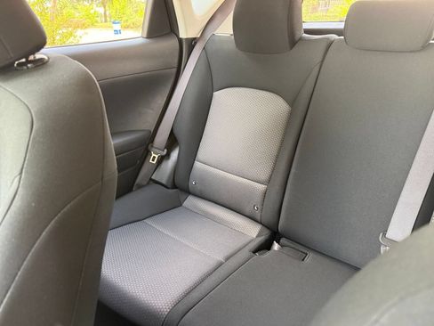 Used 2025 Kia Soul LX w/ LX Technology Package FWD image 39