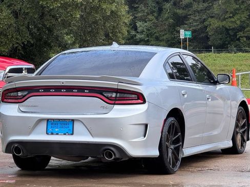 Used 2022 Dodge Charger R/T w/ Plus Group RWD image 13
