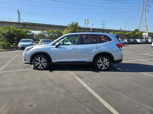 Used 2022 Subaru Forester Limited w/ Popular Package #3 image 4