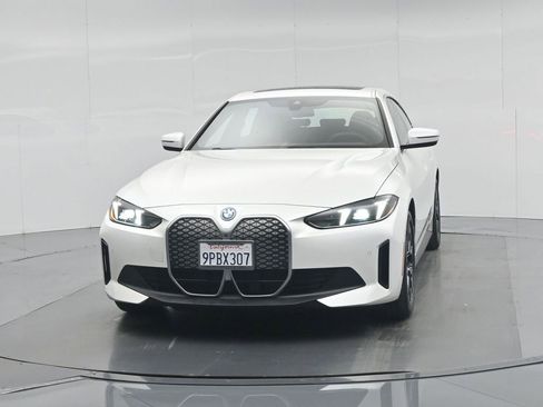 Used 2025 BMW i4 eDrive40 image 60