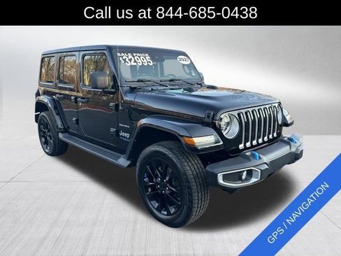 Certified 2022 Jeep Wrangler Unlimited Sahara w/ Cold Weather Group image 3