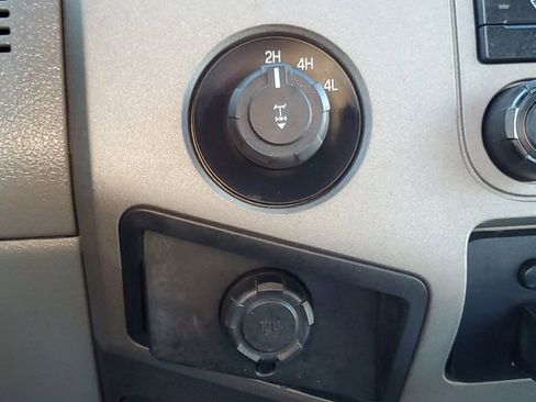 Used 2012 Ford F250 XLT w/ Advanced Security Group image 18