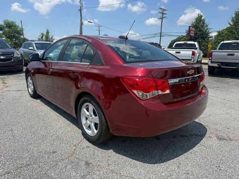 Used 2016 Chevrolet Cruze LT w/ Technology Package FWD image 5