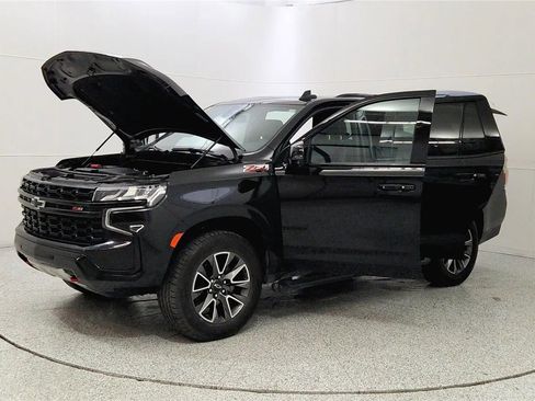 Used 2023 Chevrolet Tahoe Z71 w/ Luxury Package AWD/4WD image 10