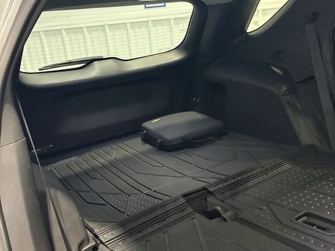 Used 2024 Chevrolet Equinox LT w/ LPO, Floor Liner Package image 40