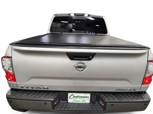Used 2019 Nissan Titan PRO-4X w/ Pro-4x Convenience Package image 19