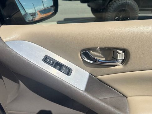 Used 2014 Nissan Murano SL w/ Navigation Package AWD/4WD image 36