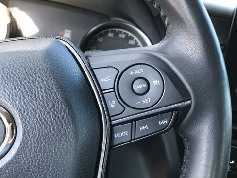 Used 2023 Toyota Camry SE AWD/4WD image 8