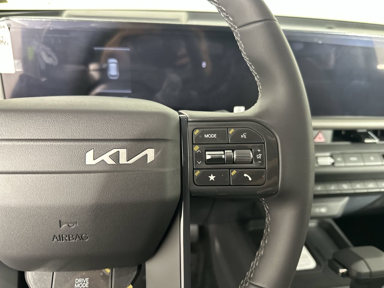 New 2027 Kia Seltos S FWD image 7