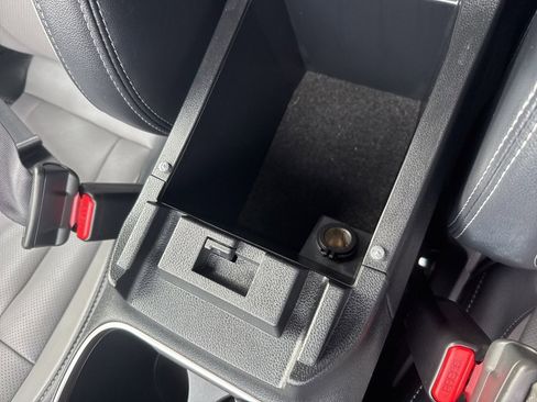 Used 2022 Subaru Outback Limited image 40