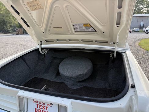 Used 1989 Cadillac Brougham image 30