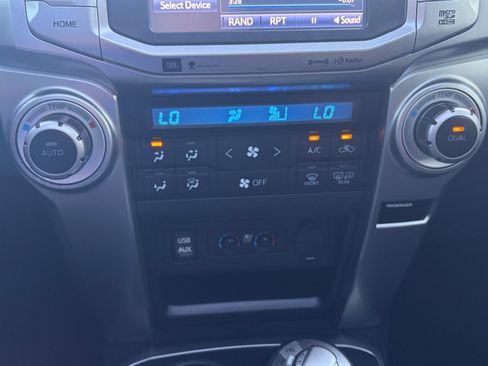 Used 2018 Toyota 4Runner Limited AWD/4WD image 24