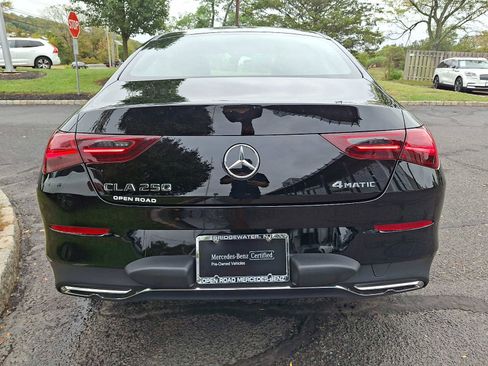 Used 2025 Mercedes-Benz CLA 250 4MATIC image 9