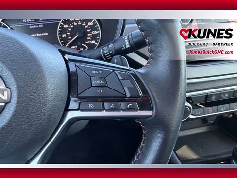 Used 2025 Nissan Altima 2.5 SR FWD image 15