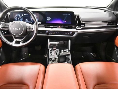 Certified 2024 Kia Sportage SX AWD/4WD image 3