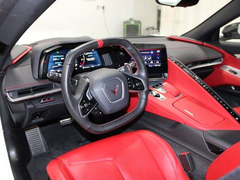 Used 2023 Chevrolet Corvette Stingray Preferred Conv w/ Z51 Performance Package RWD image 22