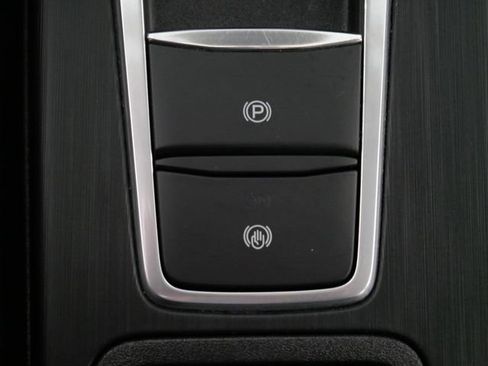 Certified 2025 Ford Escape Platinum image 23