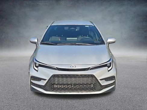 Used 2025 Toyota Corolla SE FWD image 3