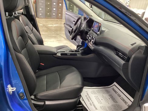 Used 2024 Nissan Sentra SR w/ SR Premium Package FWD image 28