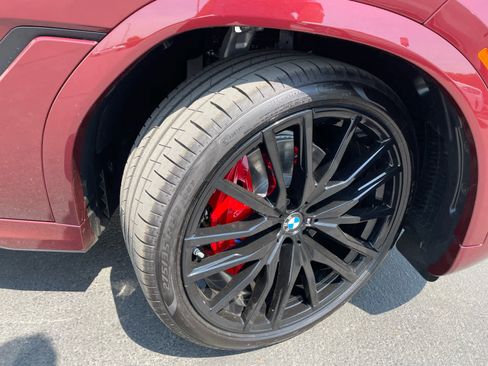 New 2026 BMW X6 xDrive40i w/ Climate Comfort Package image 22