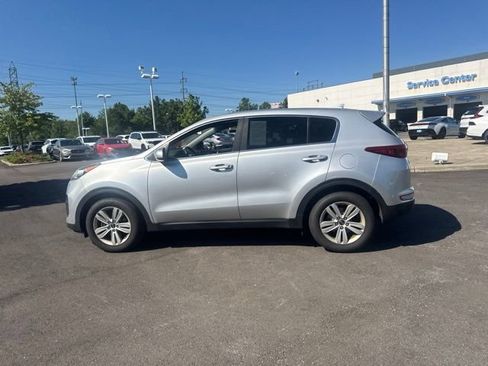 Used 2018 Kia Sportage LX FWD image 16