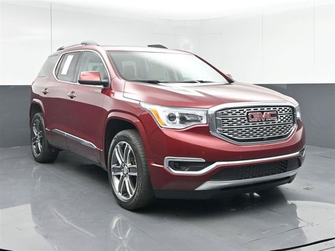 Used 2018 GMC Acadia Denali w/ Technology Package AWD/4WD image 1