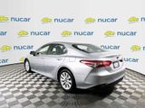 Used 2018 Toyota Camry LE image 5